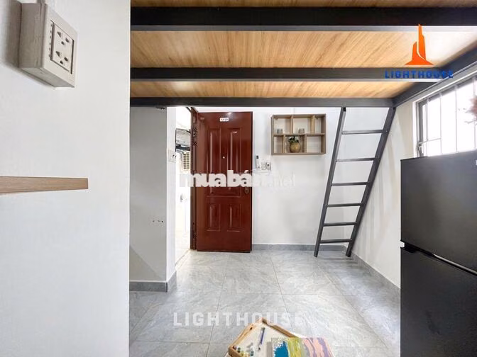 NGAY ĐẠI HỌC IUH, VĂN LANG, FULL NT AN NINH THANG MÁY CHÍNH CHỦ GÒ VẤP