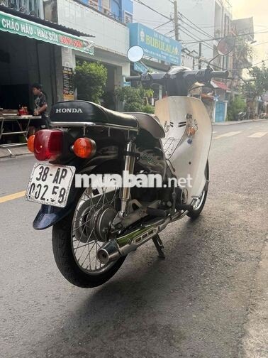 Honda Super Cub 50cc Xanh trắng
