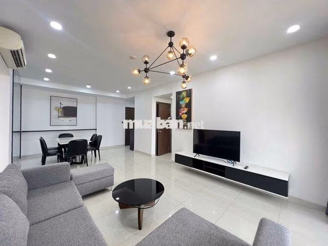 Cho thuê Saigon Royal 3PN2WC 114m2 full nội thất giá 38 triệu