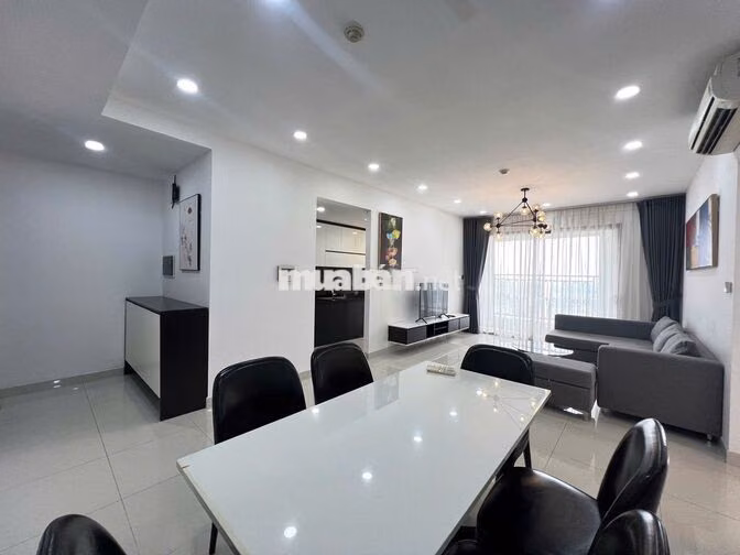Cho thuê Saigon Royal 3PN2WC 114m2 full nội thất giá 38 triệu