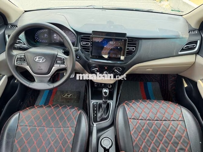 Hyundai Accent 2021 số tự động màu đen