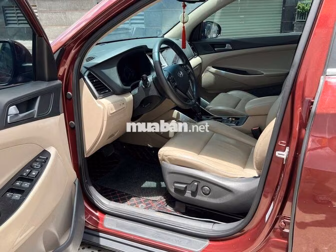 Hyundai Tucson ATH 2016 màu đỏ pha lê