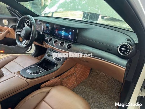 Mercedes-Benz E300 AMG 2022 V1 Trắng 50000 km