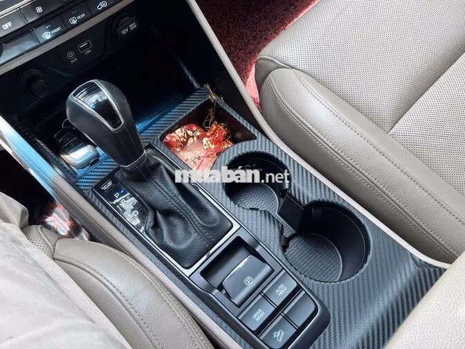 Hyundai Tucson ATH 2016 màu đỏ pha lê