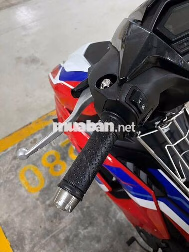 Honda Winner X V4 2025 Đỏ Trắng Xanh 15000 km