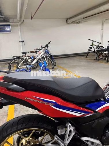 Honda Winner X V4 2025 Đỏ Trắng Xanh 15000 km