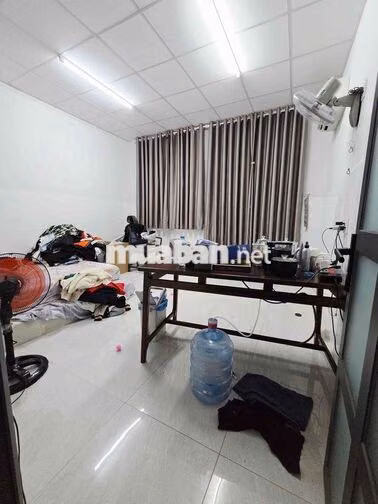 🔥11.5TR-1LẦU-2PN-HXH-ĐƯỜNG ÂU CƠ-LẠC LONG QUÂN -GẦN CHỢ TRẦN VĂN QUANG