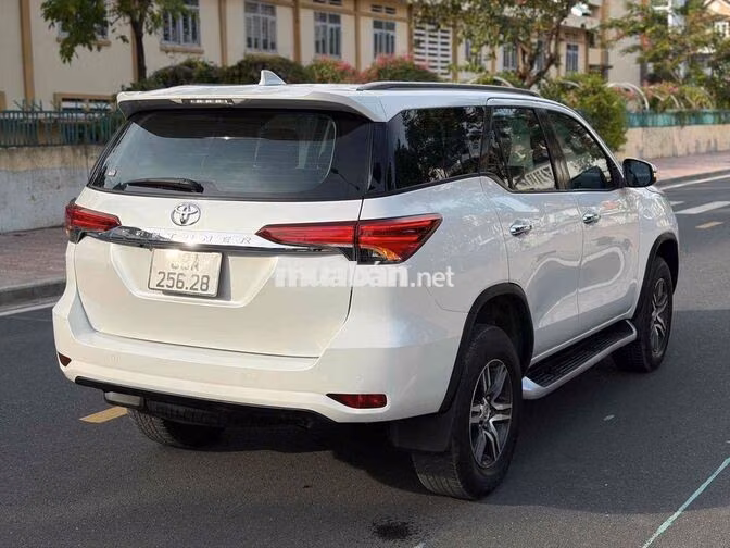 FORTUNER 2.4G 2022 MÁY DẦU ,TỰ ĐỘNG HỖ TRỢ VAY 70%