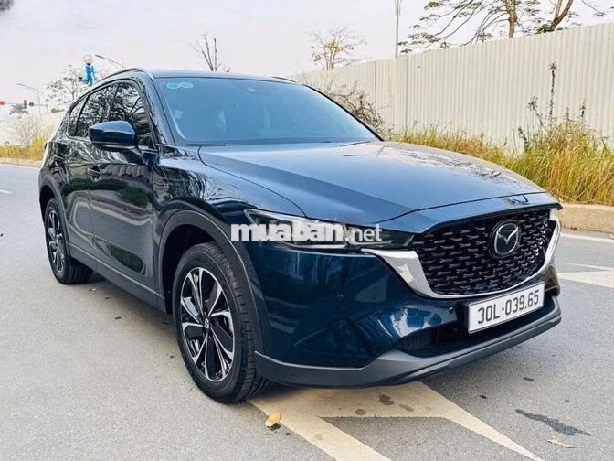 Mazda CX5 Premium 2.0 AT 2024 Xanh 8000 Km