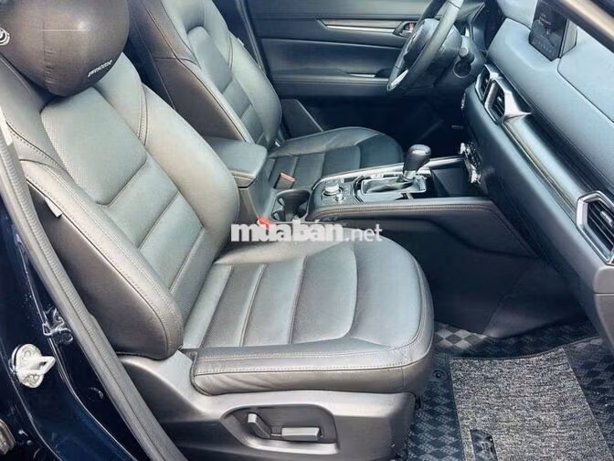 Mazda CX5 Premium 2.0 AT 2024 Xanh 8000 Km