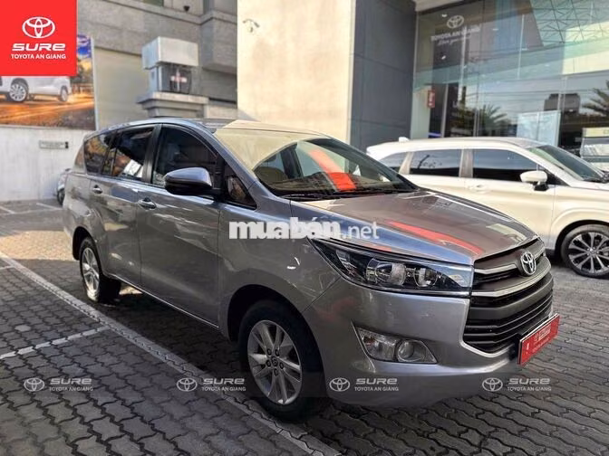 Toyota Innova E 2019 Số sàn Bạc CHÍNH HÃNG