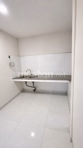 Bán nhà Lê Hồng Phong Q.10 - 3,5m x 8m - 2 tầng - 2Pn 2Wc
