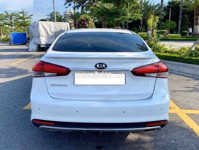 Kia Cerato 1.6 AT 2018 Trắng 110000 Km