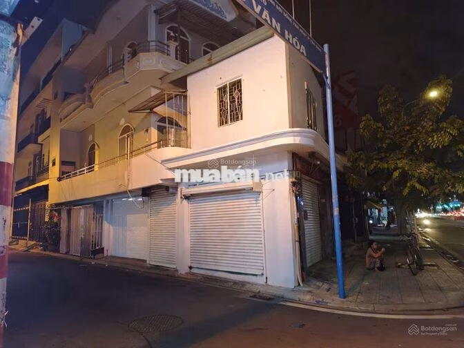 Cho thuê  CHÍNH CHỦ nhà mặt phố 652 Cộng Hòa, p 13, Q. Tân Bình,  HCM