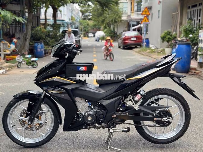 Honda Supra full đồ real