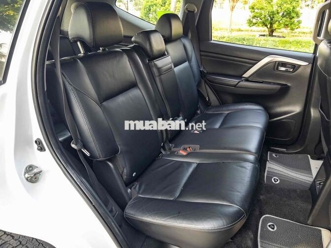 Mitsubishi Pajero Sport 4x2 2021 Trắng
