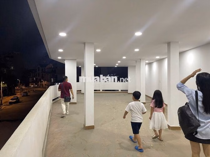 Nhà 2 Mặt Tiền Ngay Ngã Tư Hẻm Lớn Thông, Hẻm Cộng Hòa