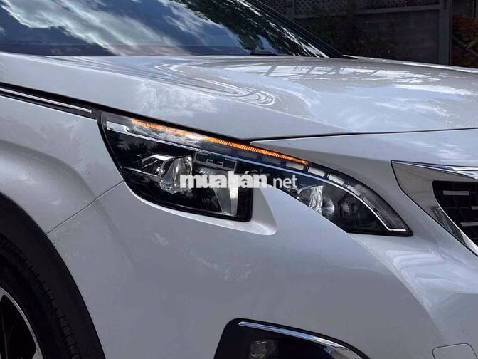 Peugeot 3008 Allure 2020 Trắng 52.000 km