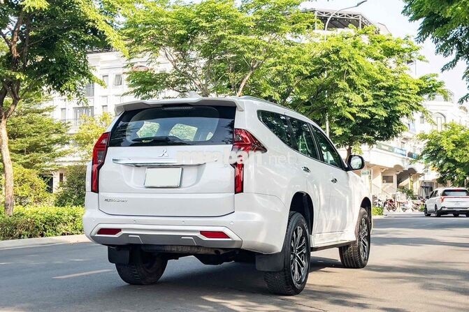 Mitsubishi Pajero Sport 4x2 2021 Trắng