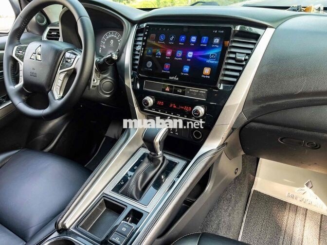 Mitsubishi Pajero Sport 4x2 2021 Trắng