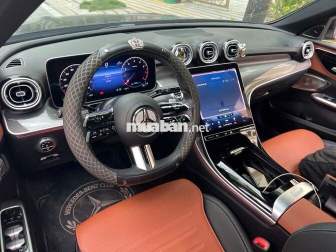 Mercedes-Benz C300 2022 Đen 35.000 km