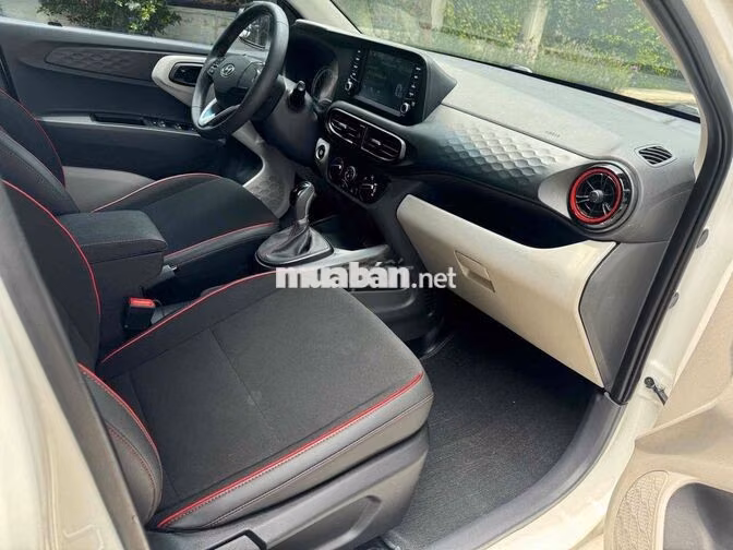 Hyundai i10 2023 1.2 full Trắng 68000 km