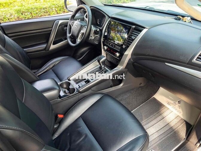 Mitsubishi Pajero Sport 4x2 2021 Trắng