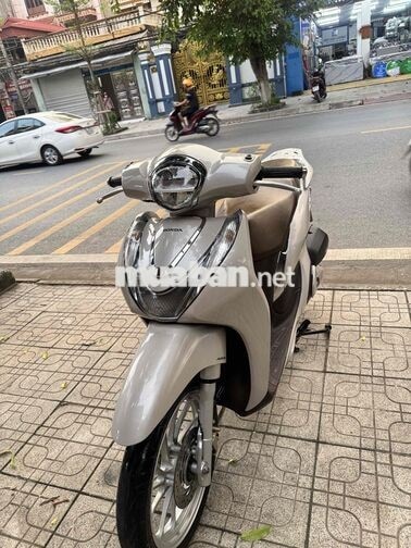 Honda SH Mode 125cc ABS Thời trang Trắng