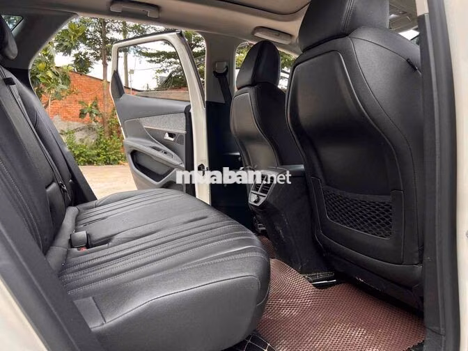 Peugeot 3008 Allure 2020 Trắng 52.000 km