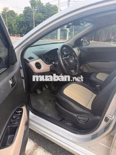 Hyundai i10 Sedan 2016 Bạc Nhập khẩu