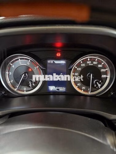 Suzuki XL7 2022 Trắng xe trùm mền 9.800km