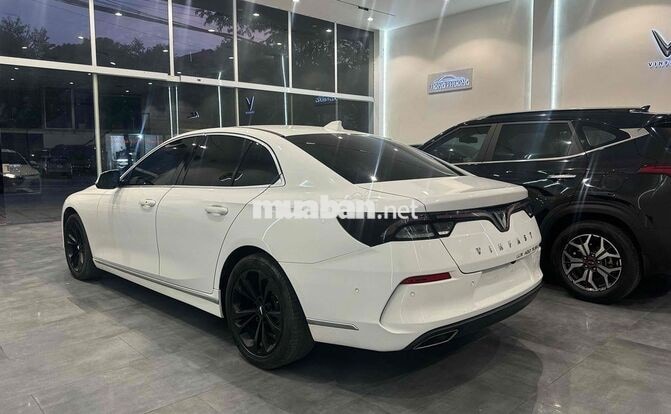 Vinfast Lux A Plus 2022 A2.0 Turbo Trắng 20000 km
