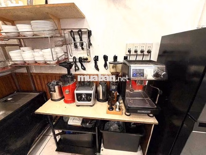 CẦN SANG QUÁN CAFE THUỘC KHU TÊN LỬA-BÌNH TÂN