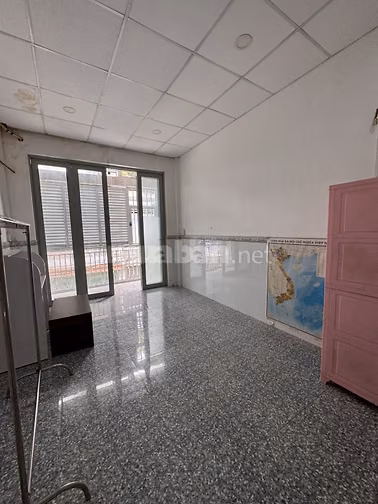 GIÁ 5 TỶ 7 BÁN NHÀ XE TẢI TẬN CỬA LẠC LONG QUÂN QUẬN 11