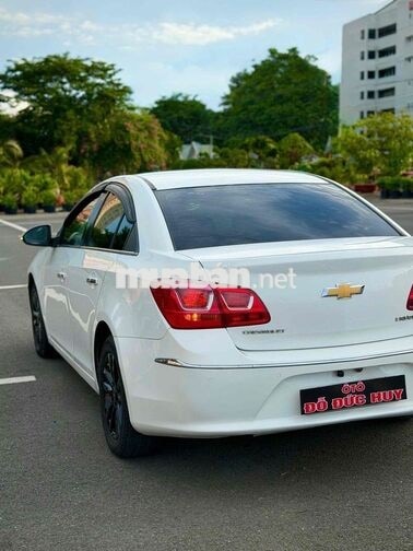 Chevrolet Cruze 2017 Sedan Trắng