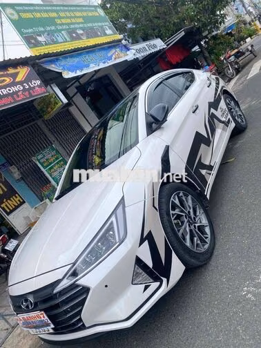 Hyundai Elantra 2.0 Sport 2020 Trắng Việt Nam