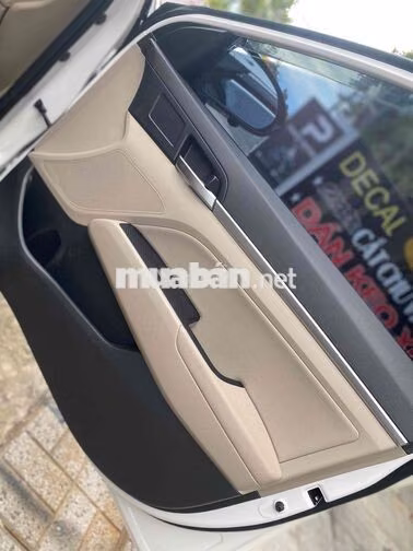 Hyundai Elantra 2.0 Sport 2020 Trắng Việt Nam