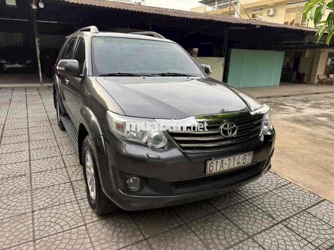 Toyota Fortuner 2013 Xăng Tự động 2 cầu