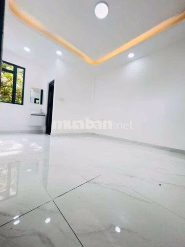 KHAI TRƯỜNG NHÀ NGUYÊN CĂN CHO THUÊ hai nhà vệ sinh GẦN CẦU CHỮ Y