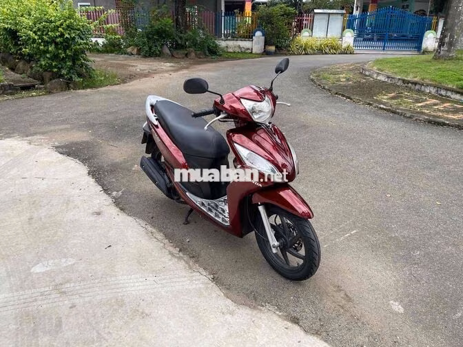 Honda Vision 2014.
