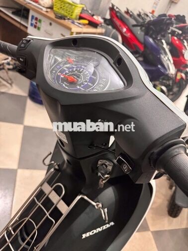 Honda Wave 2023 Trắng 13.630 km