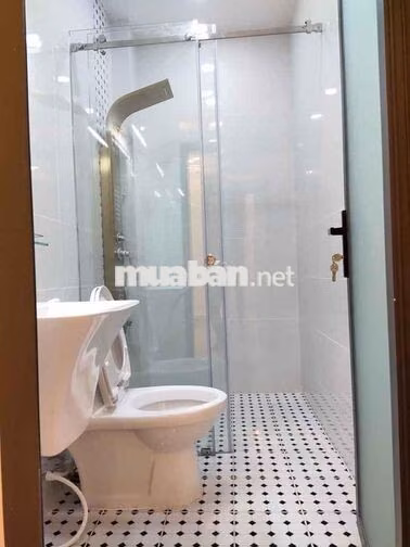 Cho thuê nhà 3 tầng, Mương Lệ, giá 9tr