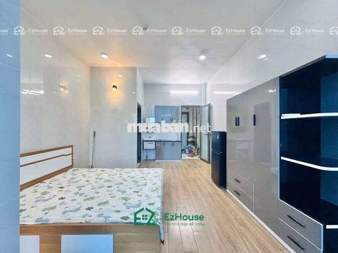 NGAY CẦU NGUYỄN VĂN CỪ DIỆN TÍCH RỘNG BAN CÔNG Ở ĐƯỢC 3-4 NGƯỜI