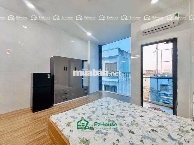 NGAY CẦU NGUYỄN VĂN CỪ DIỆN TÍCH RỘNG BAN CÔNG Ở ĐƯỢC 3-4 NGƯỜI