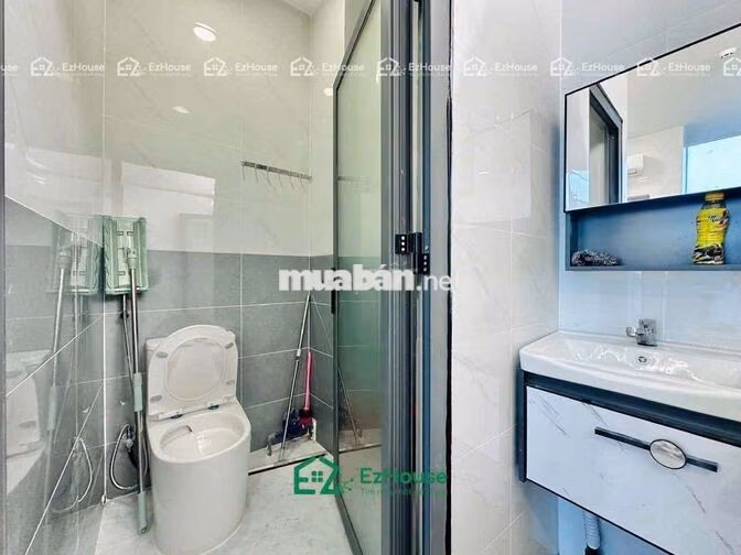 NGAY CẦU NGUYỄN VĂN CỪ DIỆN TÍCH RỘNG BAN CÔNG Ở ĐƯỢC 3-4 NGƯỜI