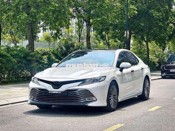 Toyota Camry 2.0G 2021 SIÊU PHẨM CHO CHỦ TỊCH