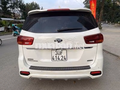 Kia Sedona 2018 2.2DATH 7 chỗ Tự động Trắng