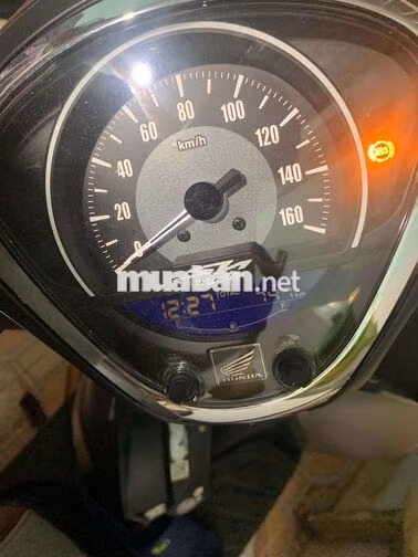 Honda SH Mode 2024 Bạc 747 km