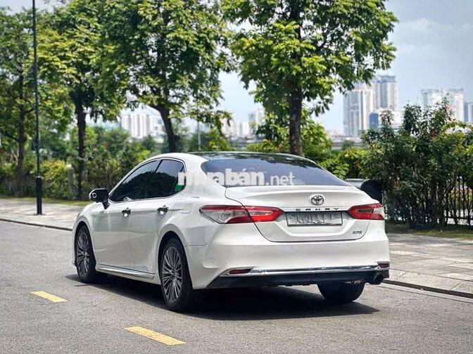 Toyota Camry 2.0G 2021 SIÊU PHẨM CHO CHỦ TỊCH