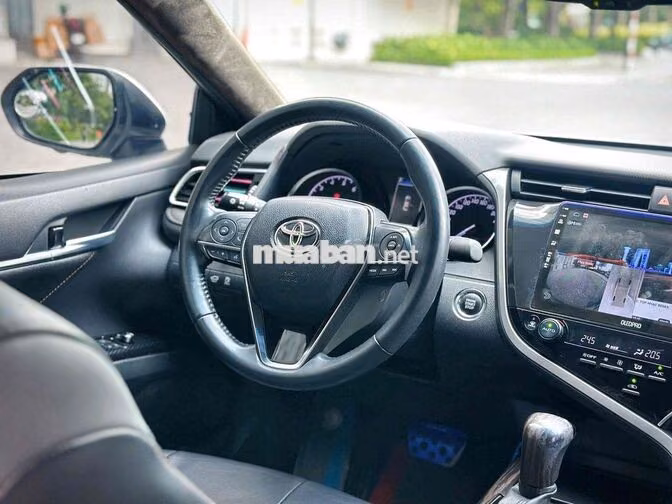 Toyota Camry 2.0G 2021 SIÊU PHẨM CHO CHỦ TỊCH